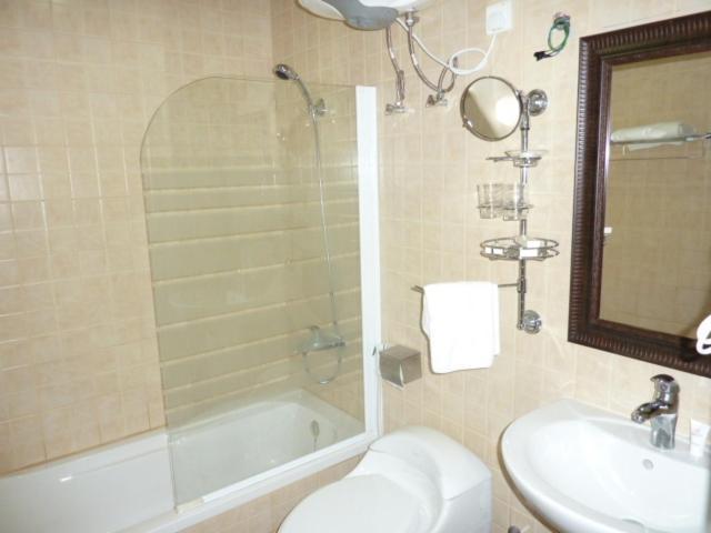 Rest Inn Hotel Suites 阿可贺巴 客房 照片