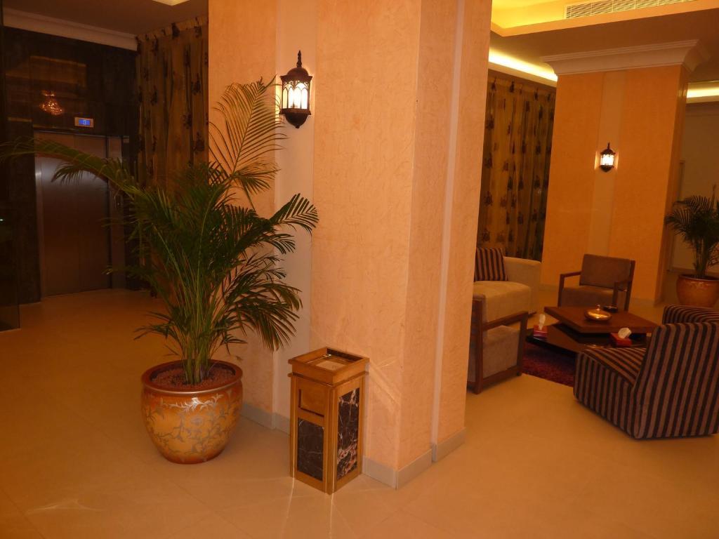 Rest Inn Hotel Suites 阿可贺巴 外观 照片