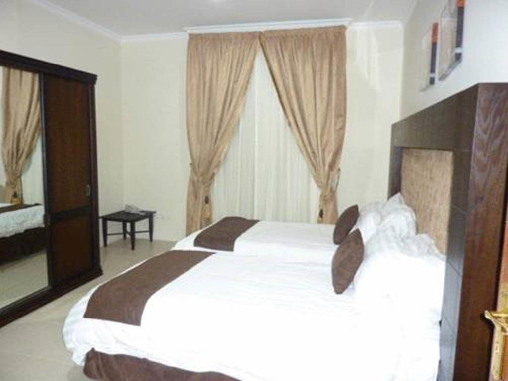 Rest Inn Hotel Suites 阿可贺巴 客房 照片