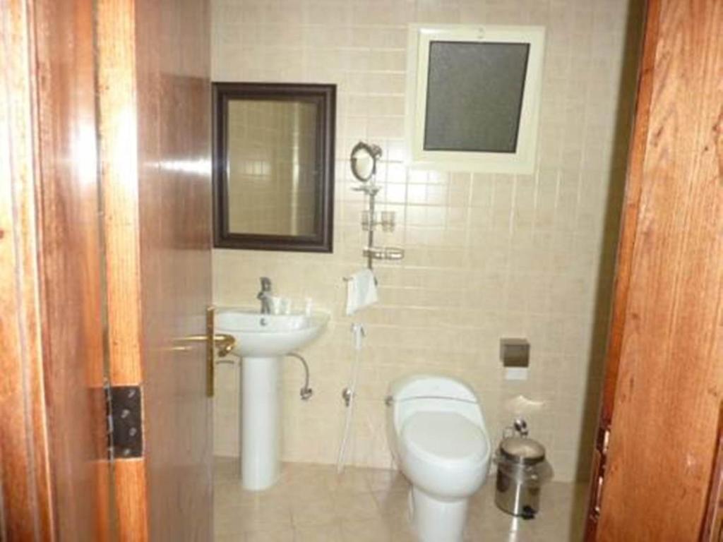 Rest Inn Hotel Suites 阿可贺巴 客房 照片